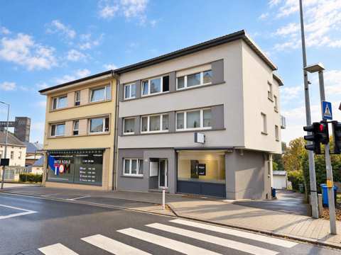Local commercial à louer à Hesperange