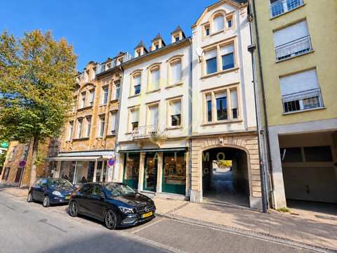 Local commercial à vendre à Differdange
