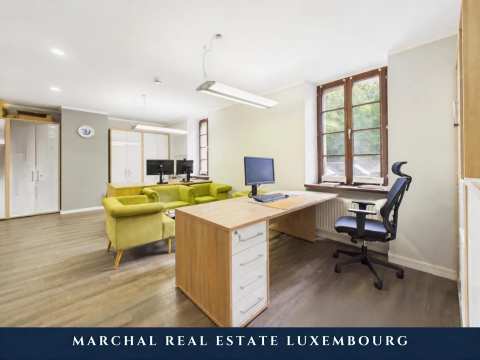 Bureau à louer à Manternach