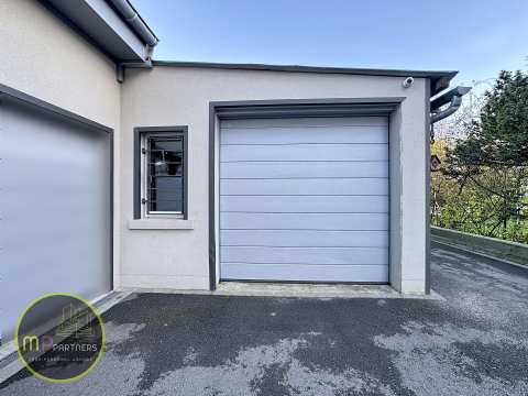 Hall de stockage de +/- 210m²