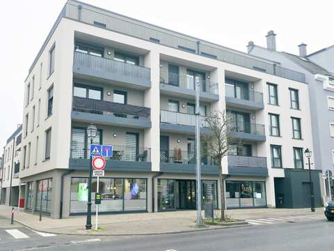 Local commercial à vendre à Kayl