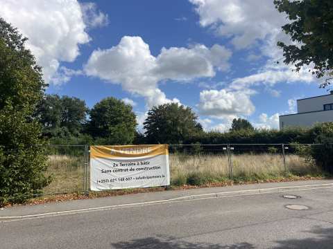TERRAIN CONSTRUCTIBLE à VENDRE à SENNINGERBERG